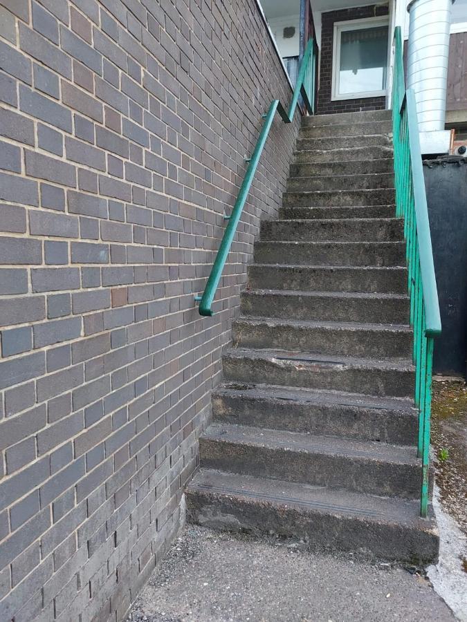 Hilltop Place Suites Near Doncaster Racecourse Buitenkant foto