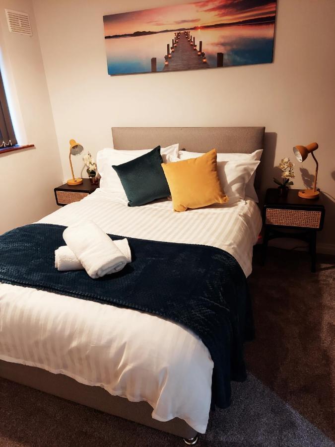 Hilltop Place Suites Near Doncaster Racecourse Buitenkant foto