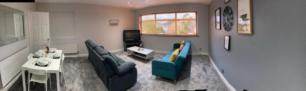 Hilltop Place Suites Near Doncaster Racecourse Buitenkant foto