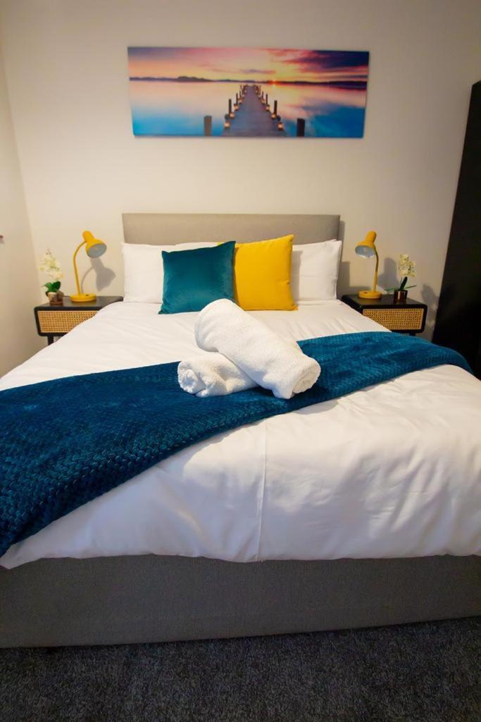 Hilltop Place Suites Near Doncaster Racecourse Buitenkant foto